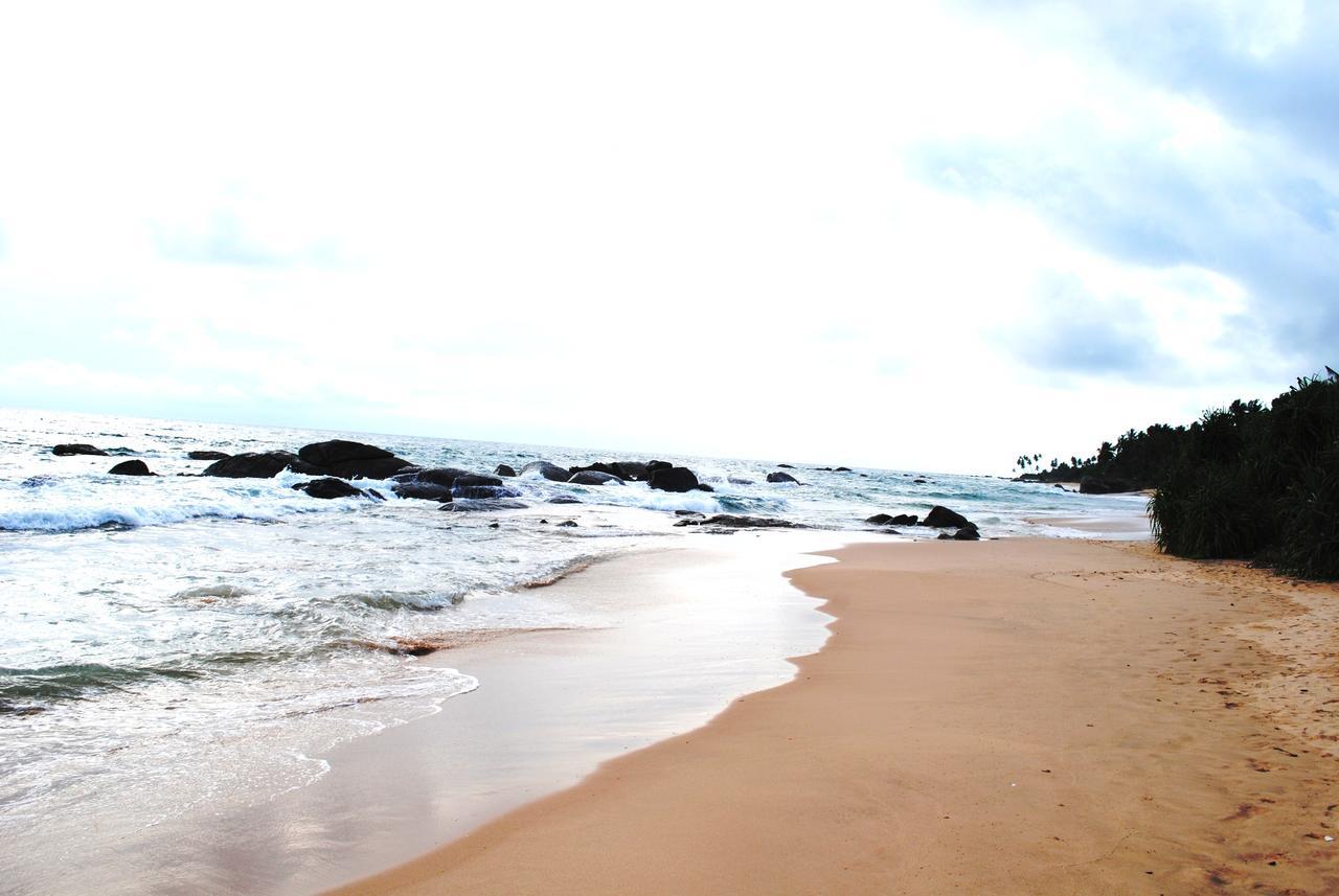 Ramon Beach Resort Ambalangoda  Eksteriør bilde