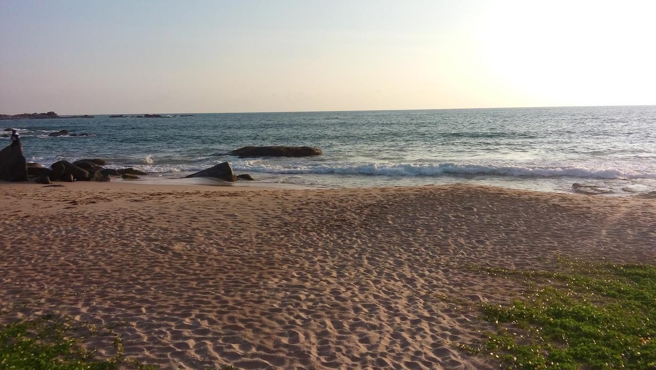 Ramon Beach Resort Ambalangoda  Eksteriør bilde