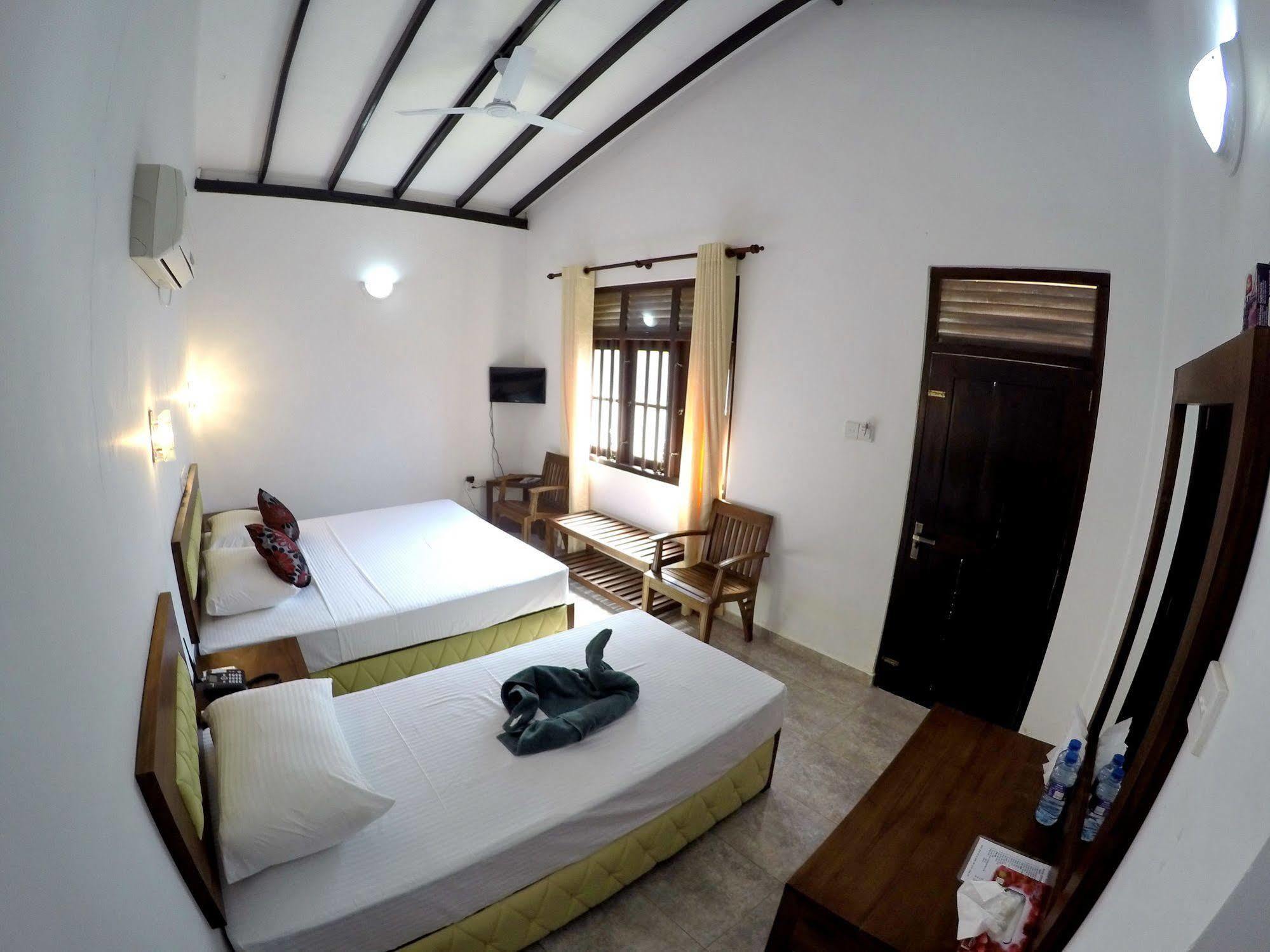 Ramon Beach Resort Ambalangoda  Eksteriør bilde